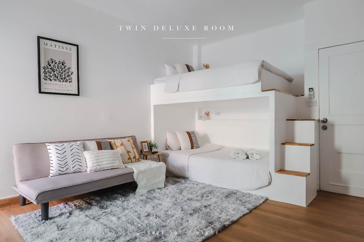 Twin Deluxe Room